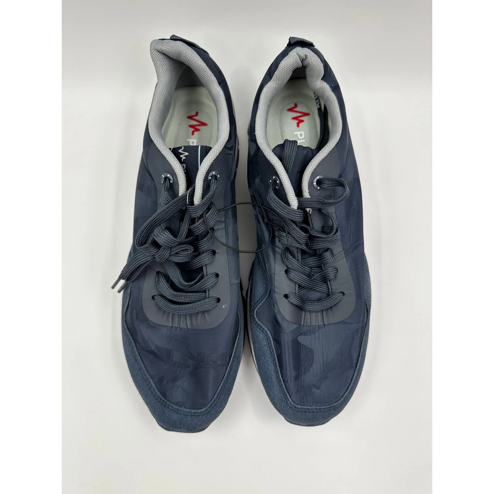 Men's Size 9.5, Retro 70s Style Navy Sneaker with Old School Sole